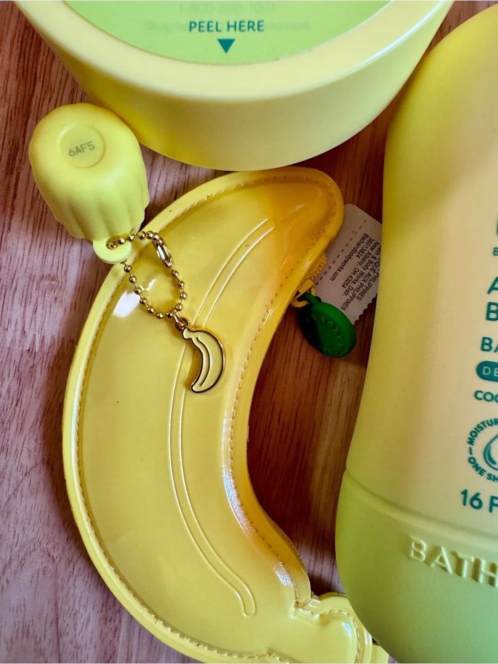 Bath & Body Works 5Piece Fruit Fusion Banana Blend Body Set- Yellow